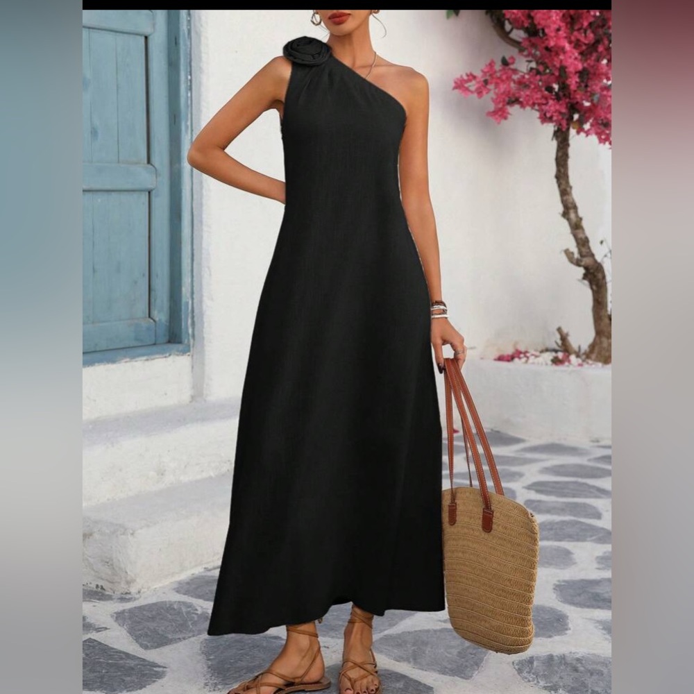 SHEIN Classic Black Garment